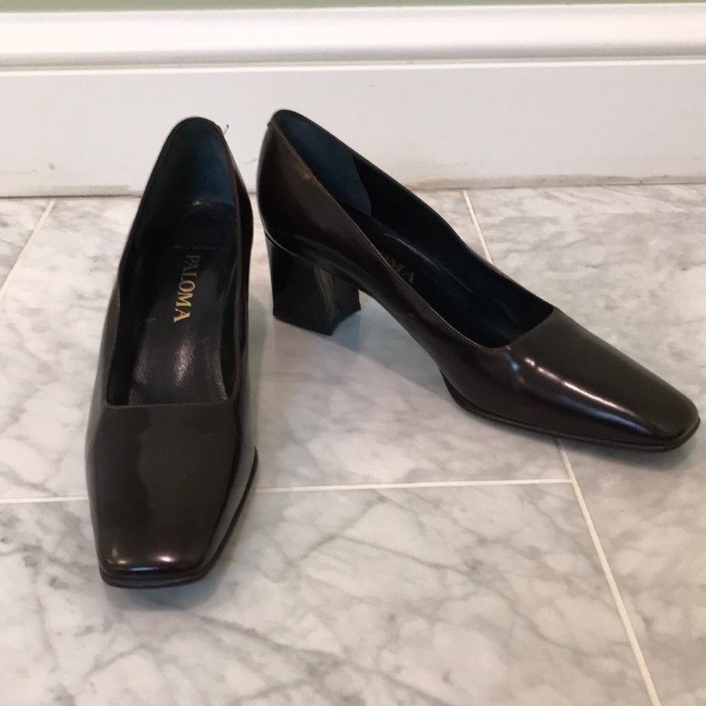 Paloma brown leather square toe pumps